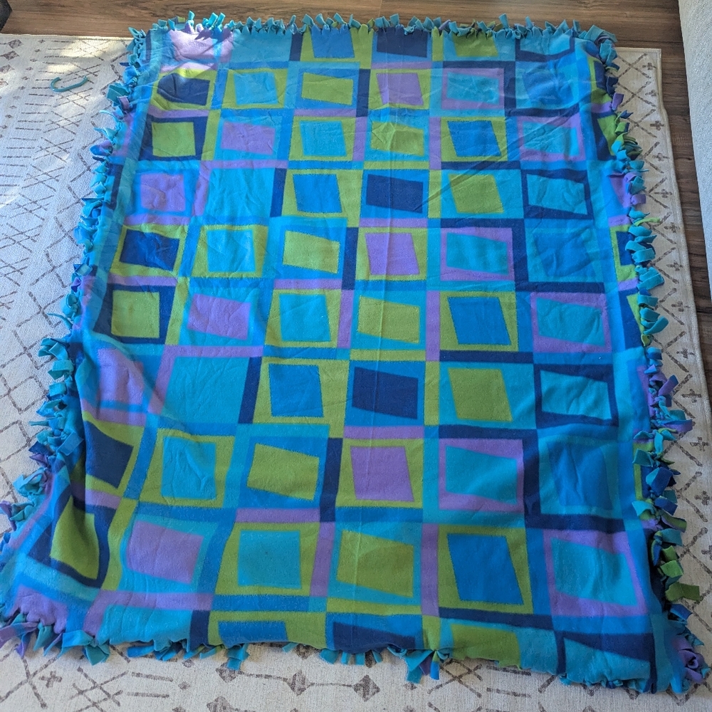 Like New Fleece Purple, Green And blue pattern blanket 65x52